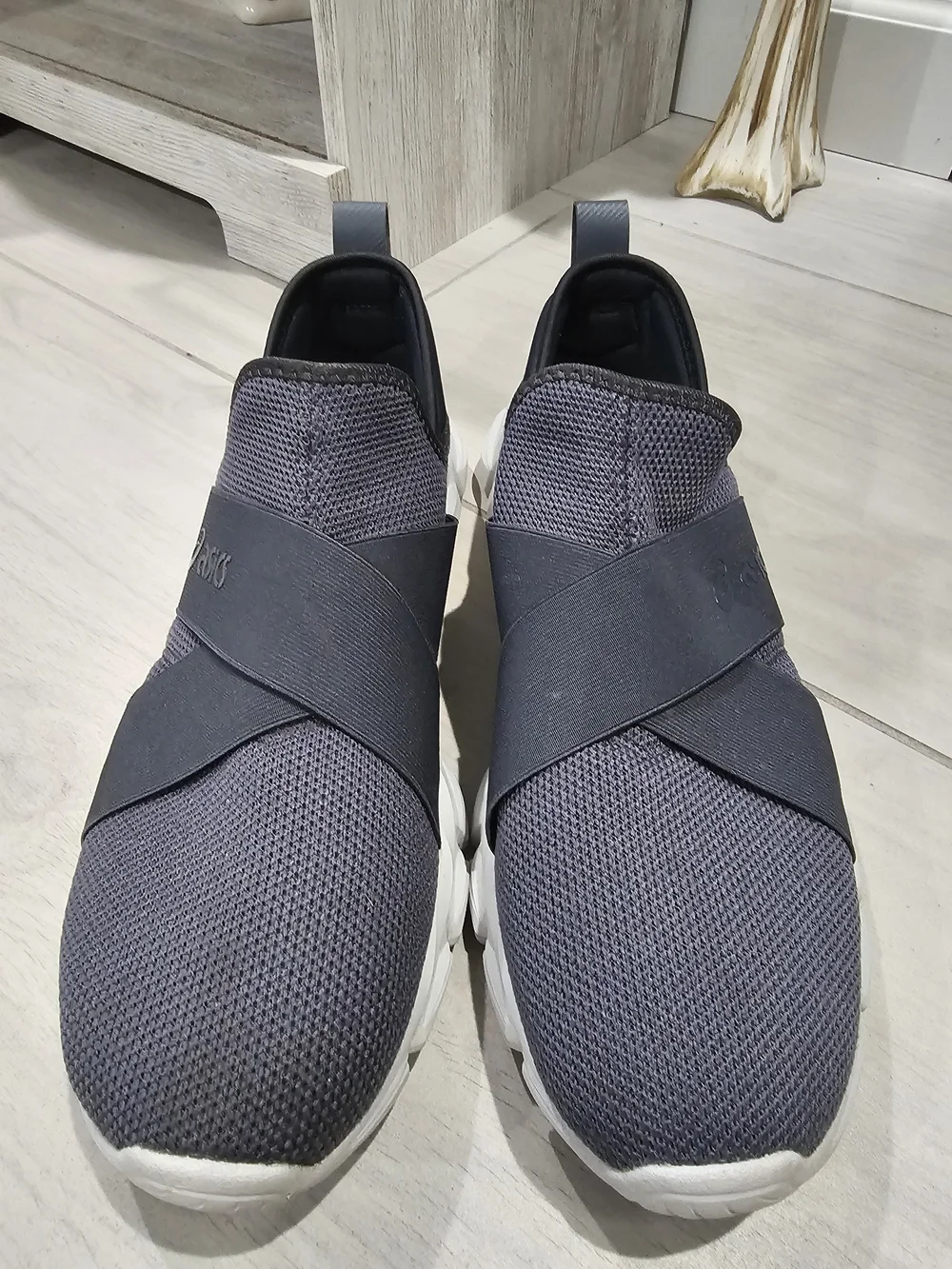 ASICS Men's Gray Slip-On Athletic Shoes Sneakers Size 13
